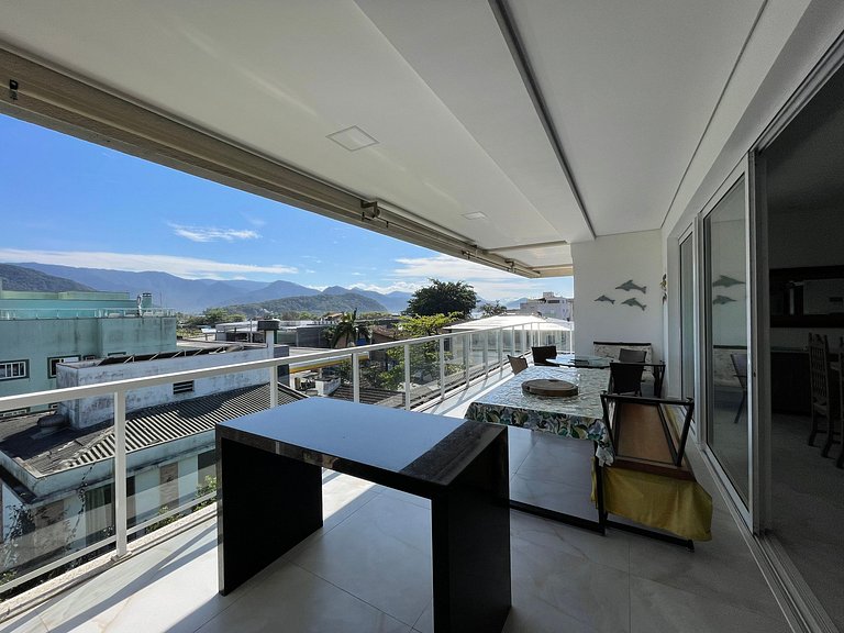 Amplo apartamento alto padrão c/ vista para o mar