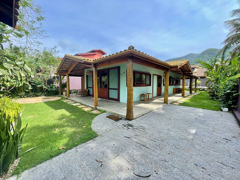 Linda Casa Ressaca 3 quartos c/ piscina