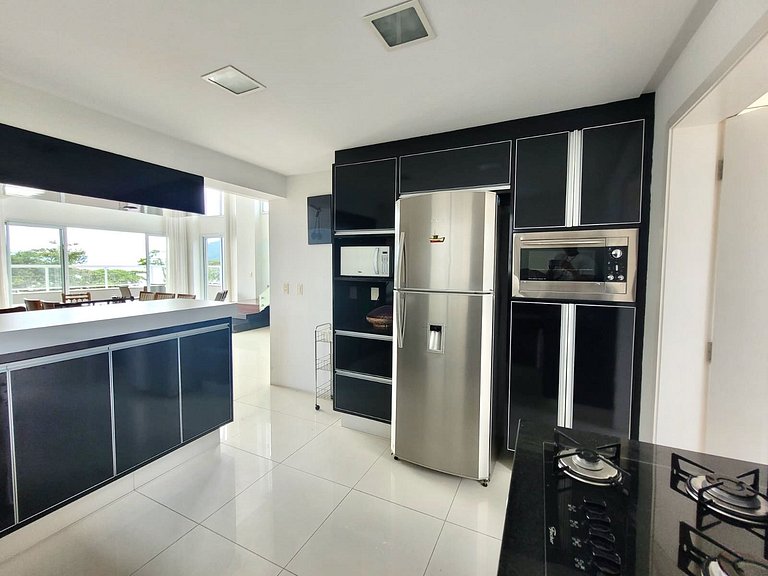 D04 Duplex moderno 4 suítes c/ AC e vista incrível