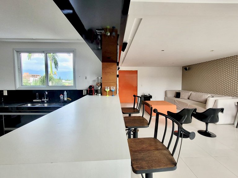 D04 Duplex moderno 4 suítes c/ AC e vista incrível