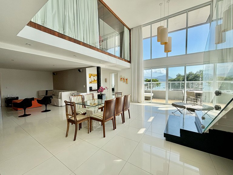D04 Duplex moderno 4 suítes c/ AC e vista incrível