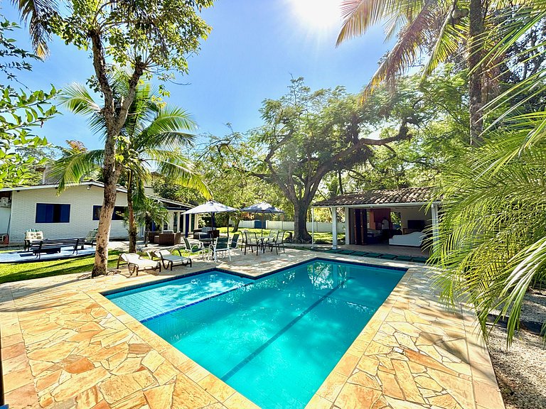 Casa charmosa 5 quartos c/ AC, piscina & sossego