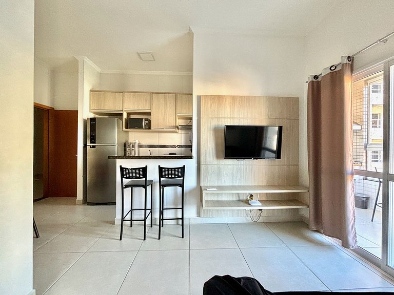 408_Apartamento 2 quartos 200m da praia c/ AC