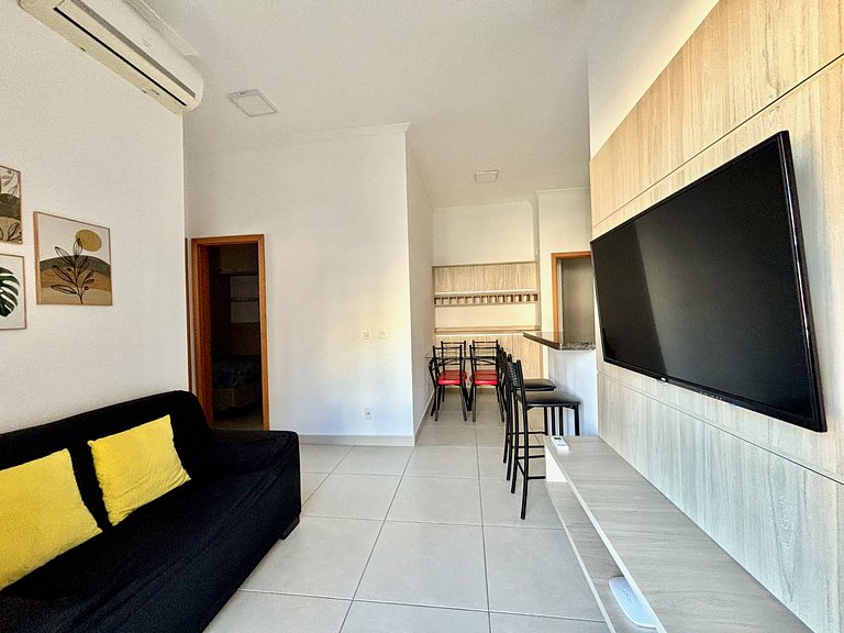408_Apartamento 2 quartos 200m da praia c/ AC
