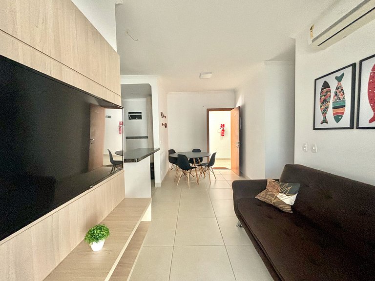 504_Apartamento 2 quartos 200m da praia c/ AC