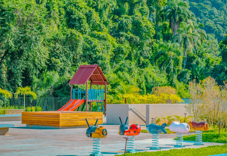 Resort DNA_ Amplo apto 2 suítes c/ AC e varanda