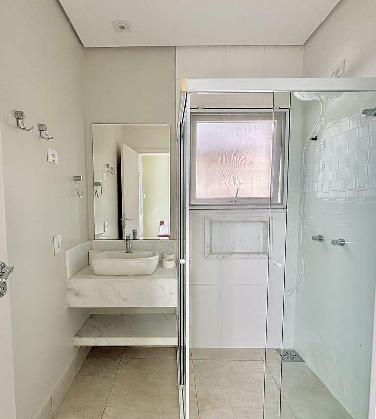 Luxo_villa exclusiva, 4 Suítes com Vista e Piscina