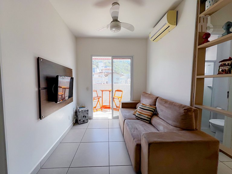 207_Apartamento 2 quartos 100m da praia c/ AC