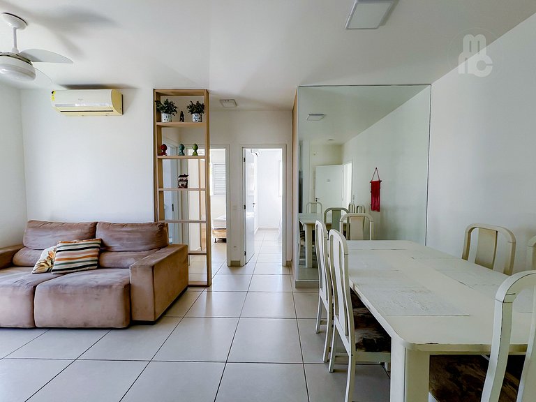 207_Apartamento 2 quartos 100m da praia c/ AC