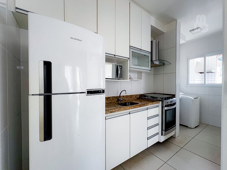 207_Apartamento 2 quartos 100m da praia c/ AC