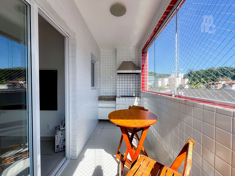 207_Apartamento 2 quartos 100m da praia c/ AC