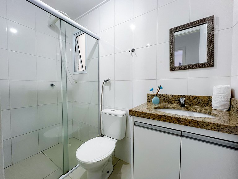 306_Apartamento 2 quartos 200m da praia c/ AC
