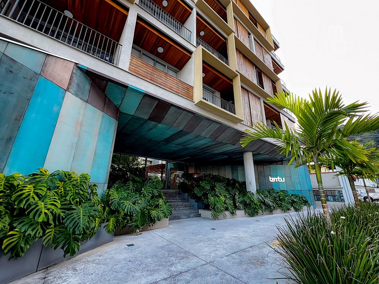 403_Ap 2 quartos pé na areia c/ vista sensacional