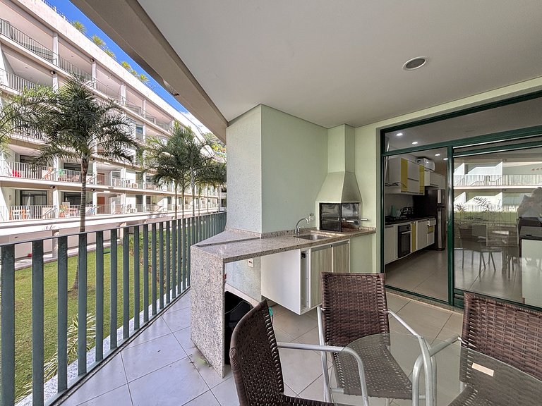 Resort DNA_ Amplo apto 2 suítes c/ AC e varanda