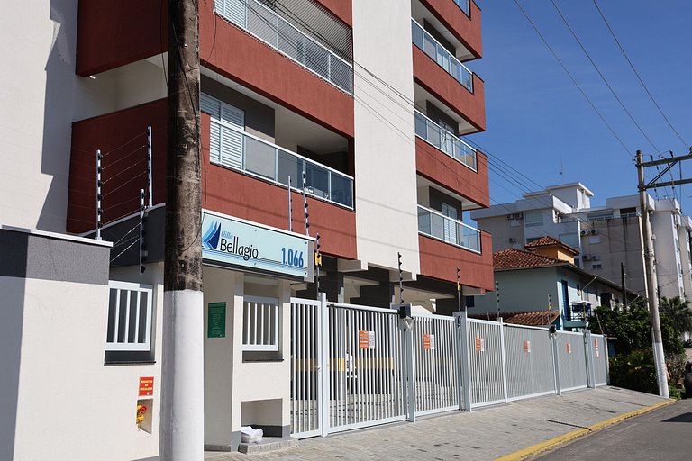 16_ap novo, 2 suítes perto Praia Grande c/ piscina