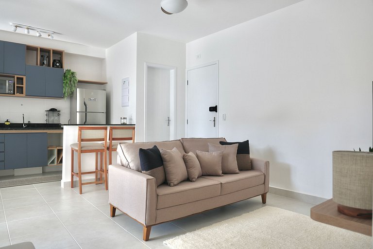 16_ap novo, 2 suítes perto Praia Grande c/ piscina