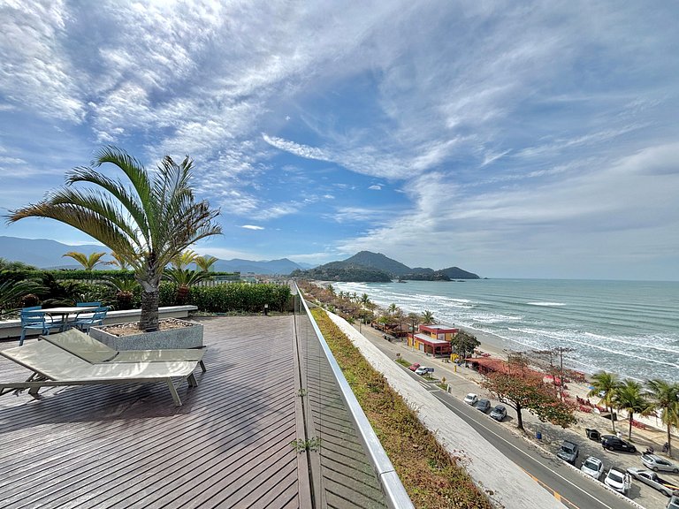 Resort DNA_ Amplo apto 2 suítes c/ AC e vista mar
