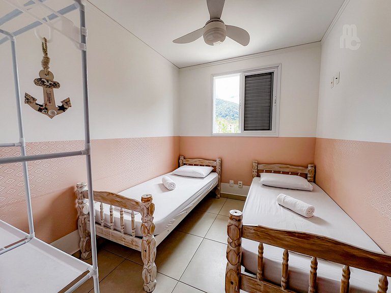 Recanto 210_Apto 2 dorms 100m da praia c/ piscina