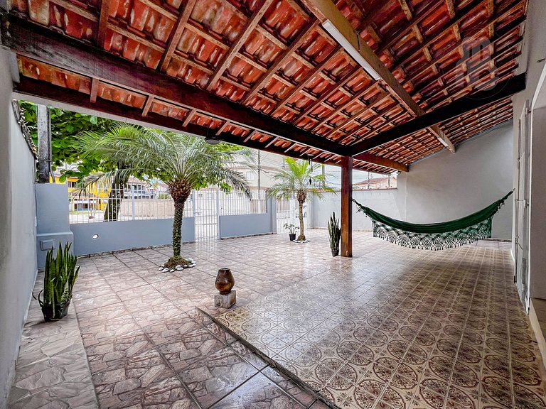 101_Casa charmosa 300m da praia 2 quartos