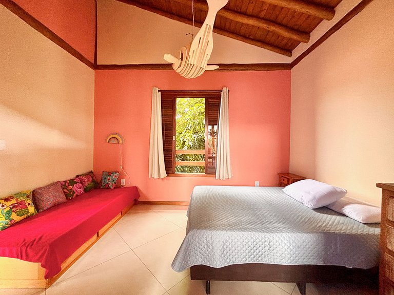 Lua_Linda casa c/ piscina 150m da Praia Pereque